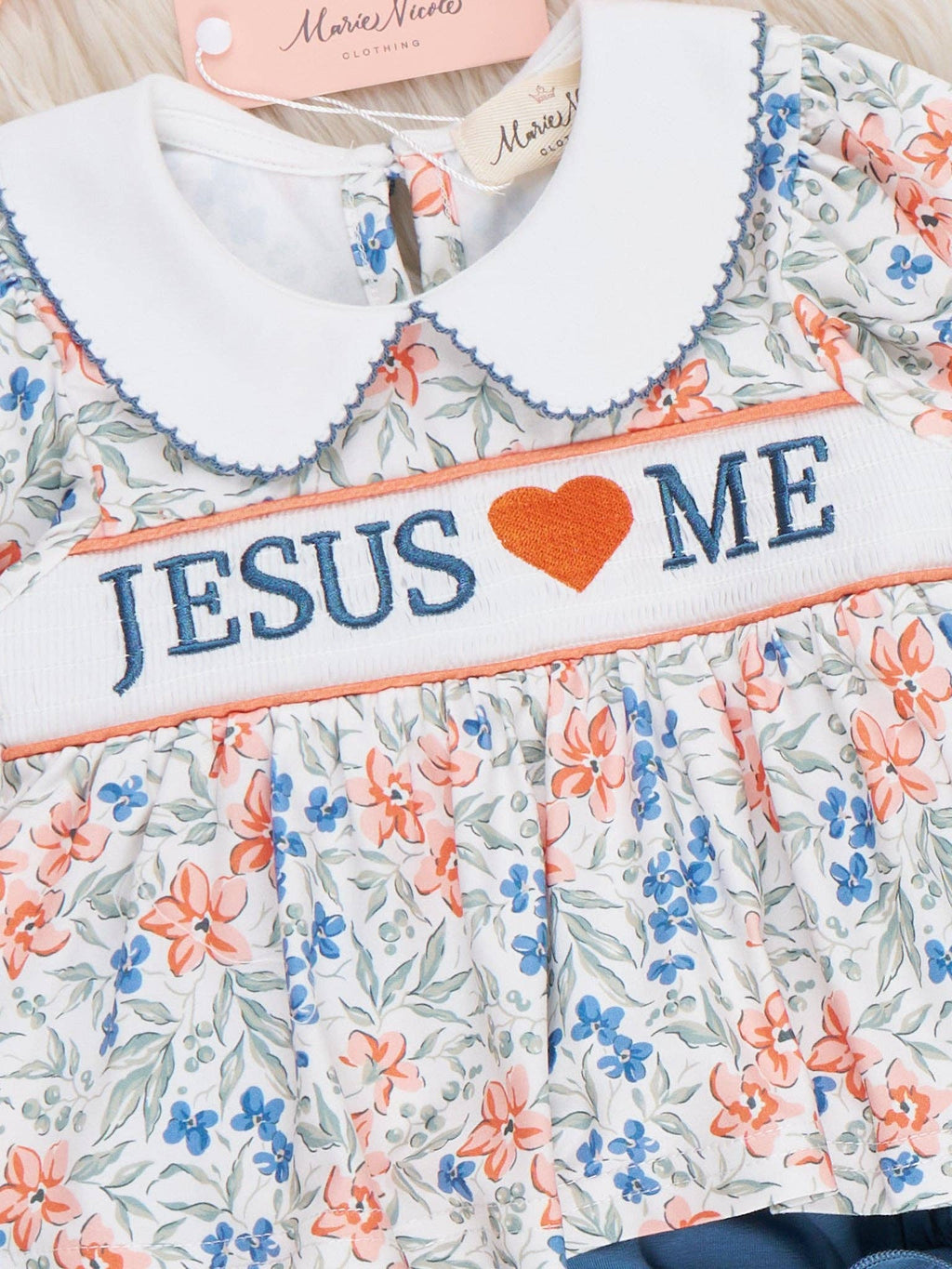 Graceful Floral "Jesus Loves Me" Bloomers Outfit: 0/3MOS
